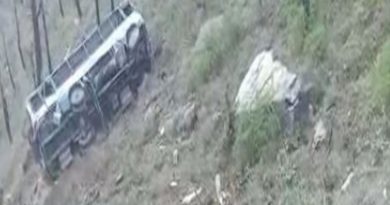 Himachal Pradesh- 5 dead after bus falls into gorge in Chamba