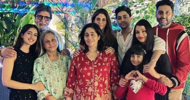 Big B Amitabh family at Christmas celebrations