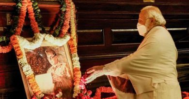 Prime Minister Modi pays tribute to Subhash Chandra Bose