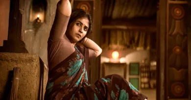 Actress Anjali's first look in the movie 'VS 11' on her birthday